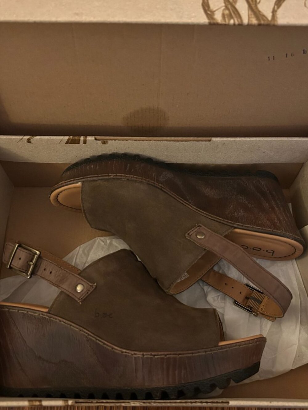 B.o.c. Brown Suede Wedge Slingback Sandals 8 Med (US) New - Picture 11 of 11
